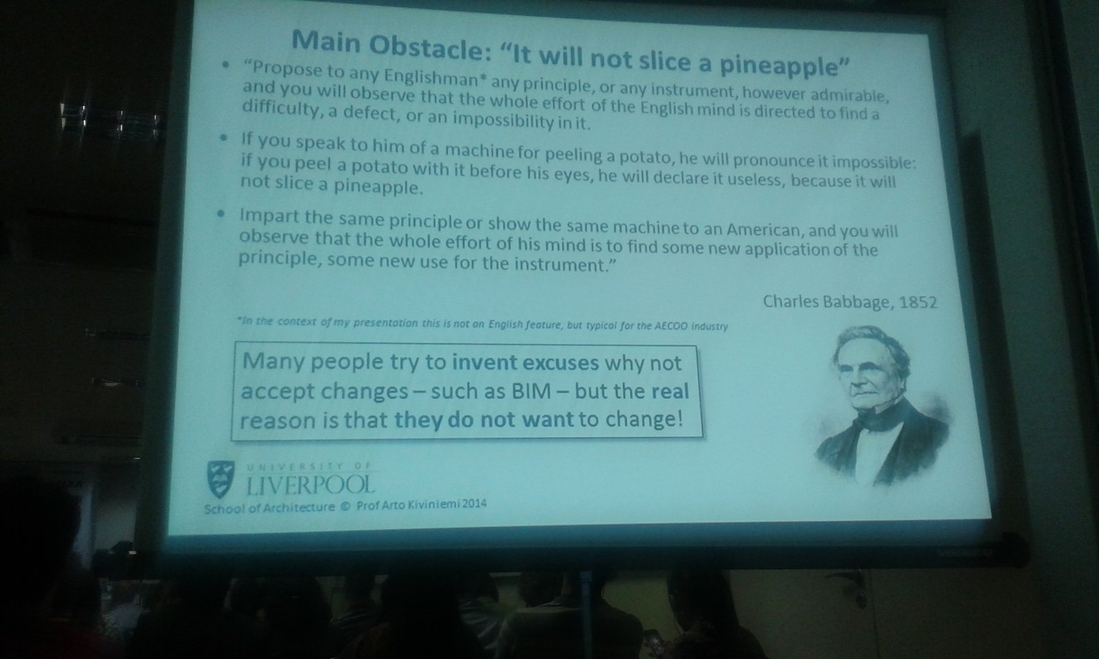 Imagem da apresentação do prof. Kiviniemi durante o ENTAC 2014